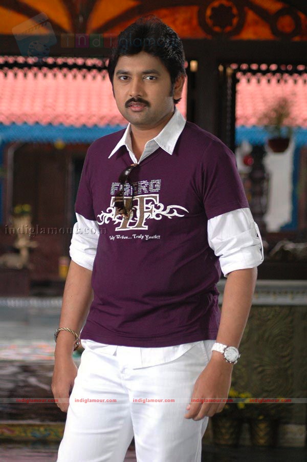 Hasini Movie hd photo