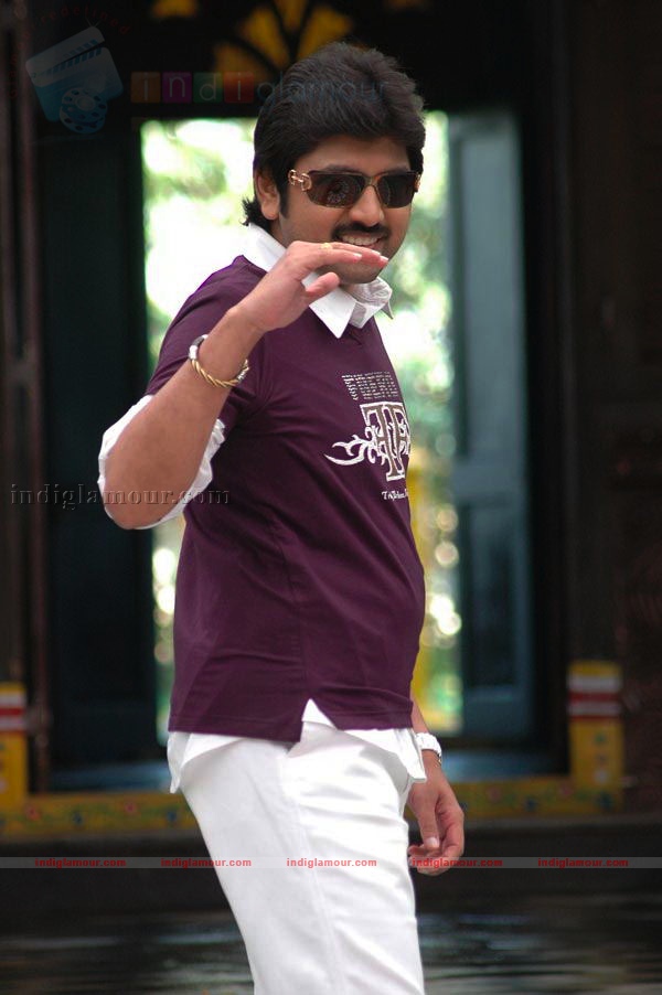 Hasini Movie hd photo