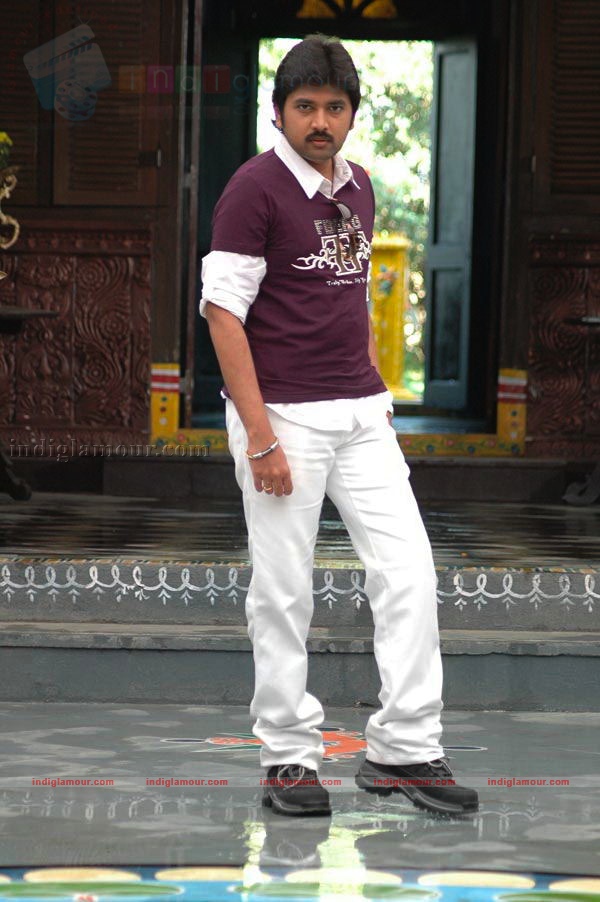 Hasini Movie hd photo