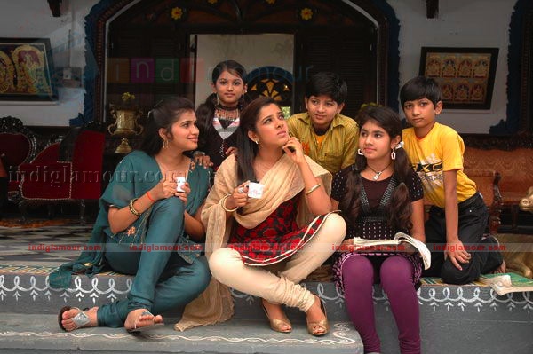 Hasini Movie hd photo