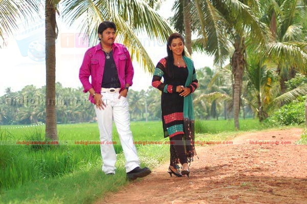 Hasini Movie hd photo