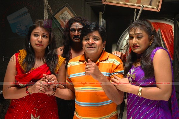 Hasini Movie hd photo
