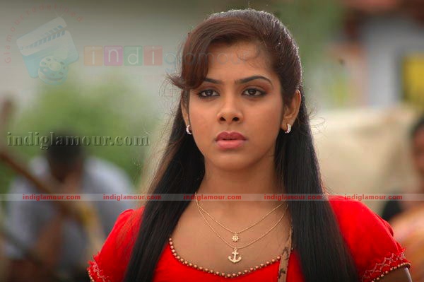 Hasini Movie hd photo