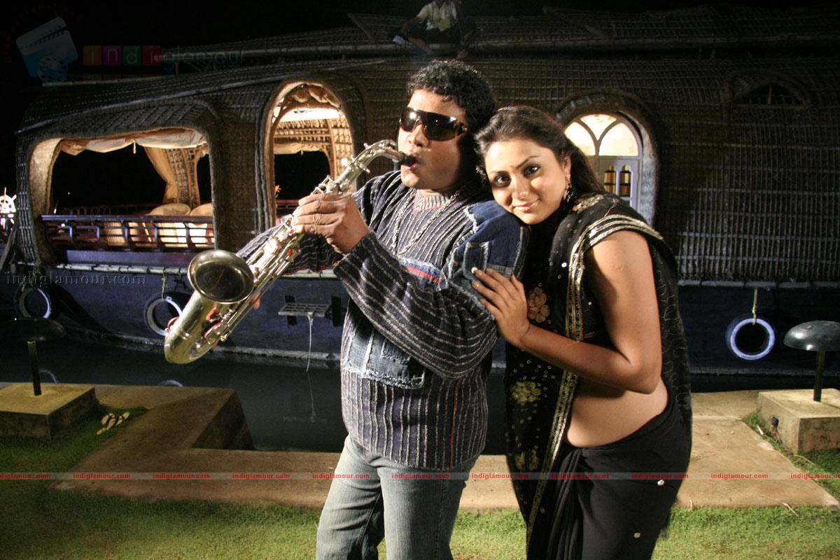 Iddaru Monagallu Movie hd photo