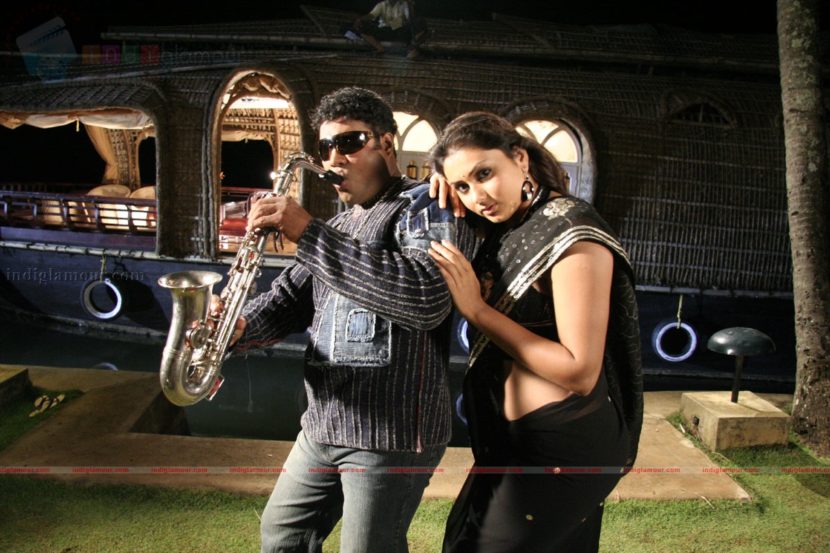 Iddaru Monagallu Movie hd photo