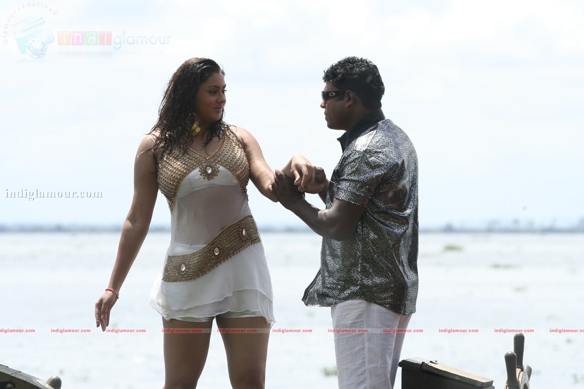 Iddaru Monagallu Movie hd photo