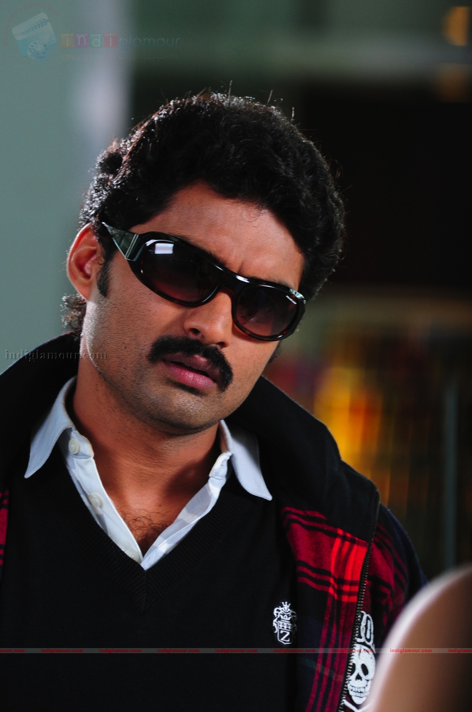 Jayeebhava Movie hd photo
