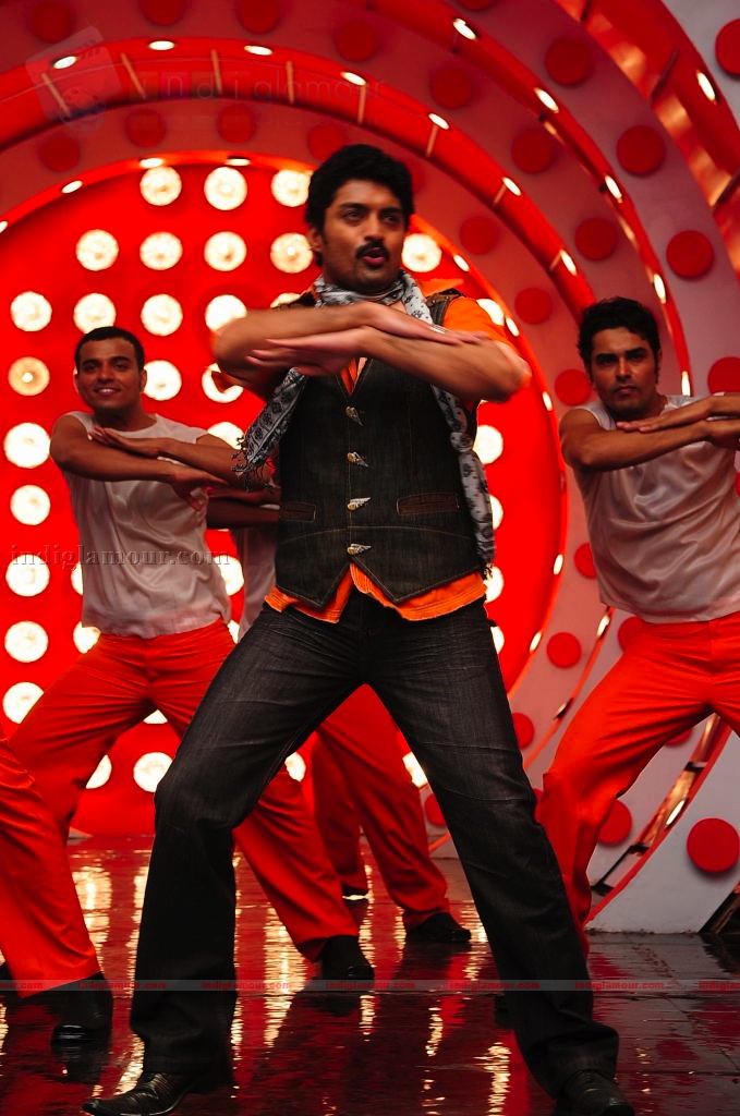 Jayeebhava Movie hd photo