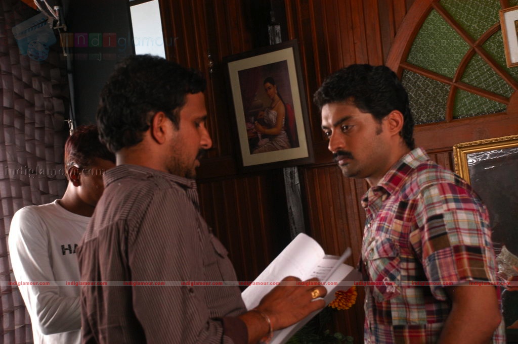 Jayeebhava Movie hd photo