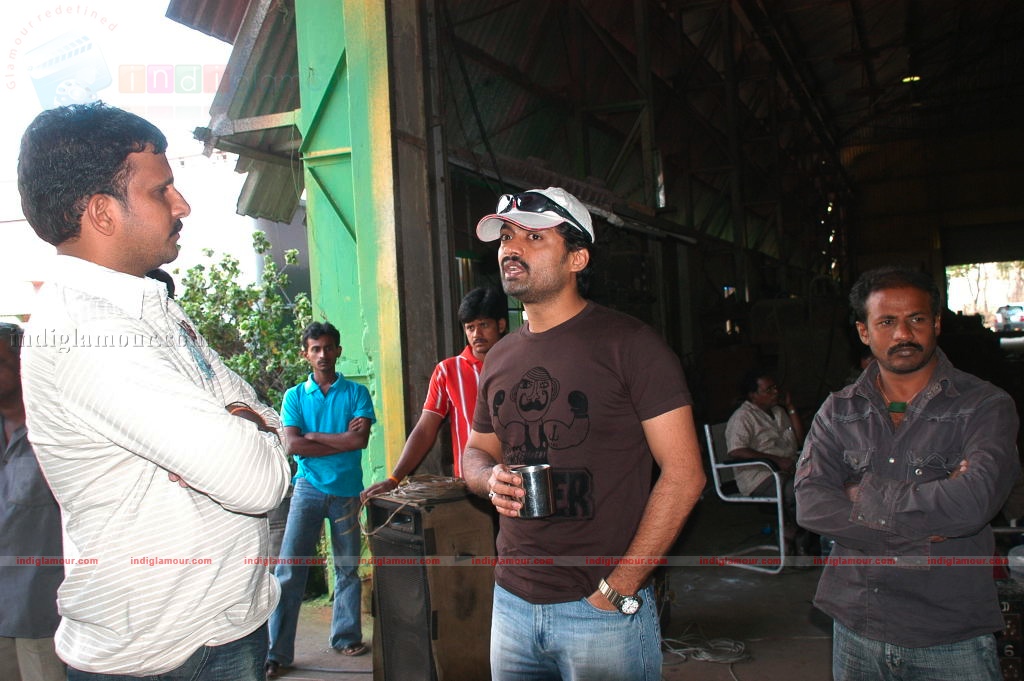 Jayeebhava Movie hd photo