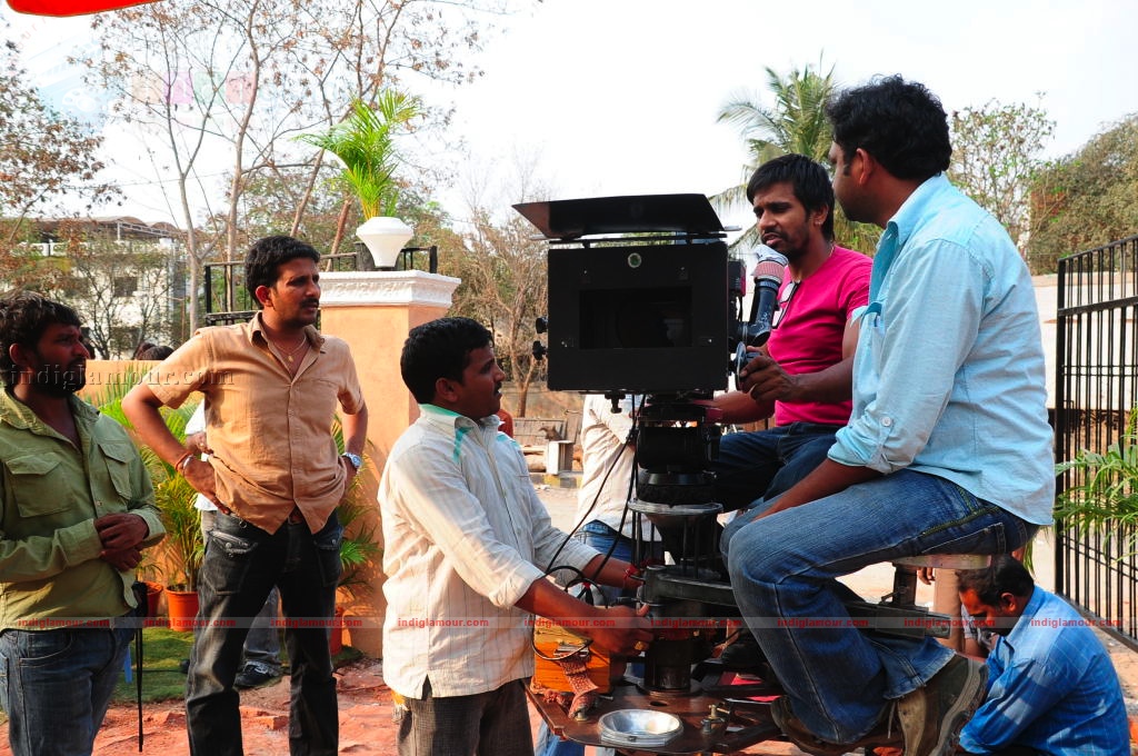 Jayeebhava Movie hd photo