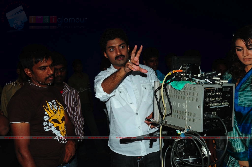 Jayeebhava Movie hd photo