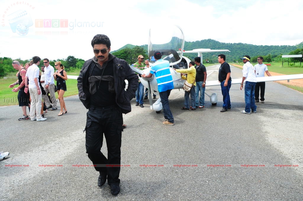 Jayeebhava Movie hd photo