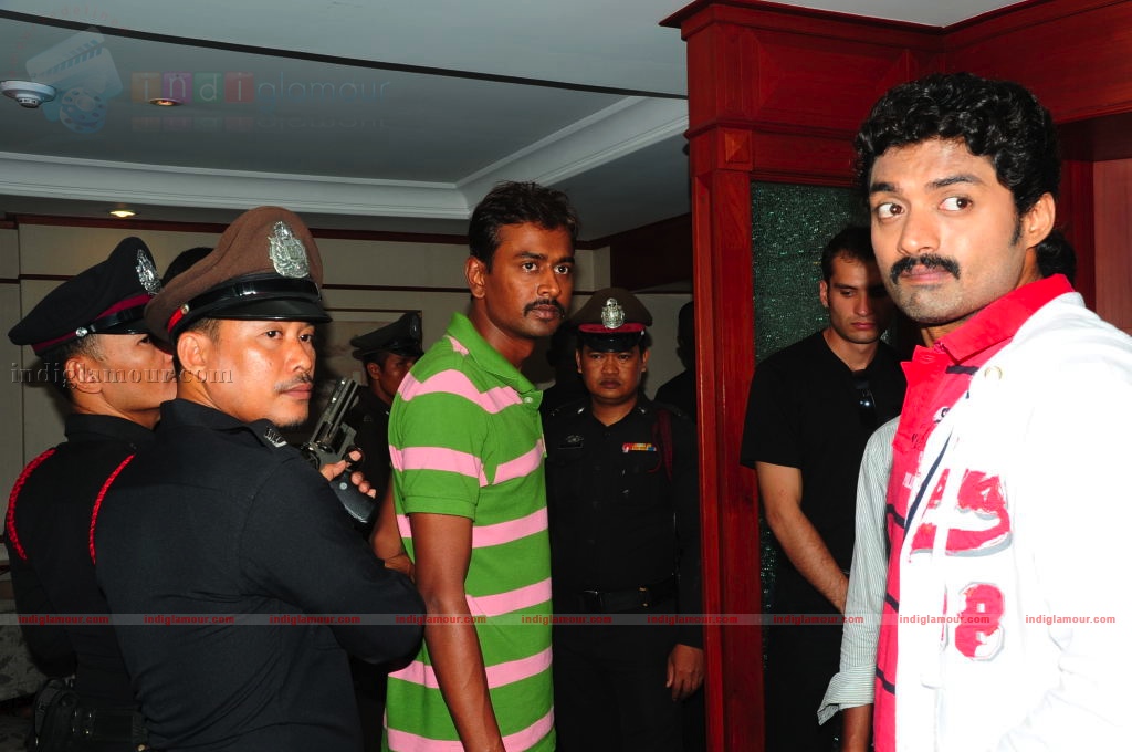 Jayeebhava Movie hd photo
