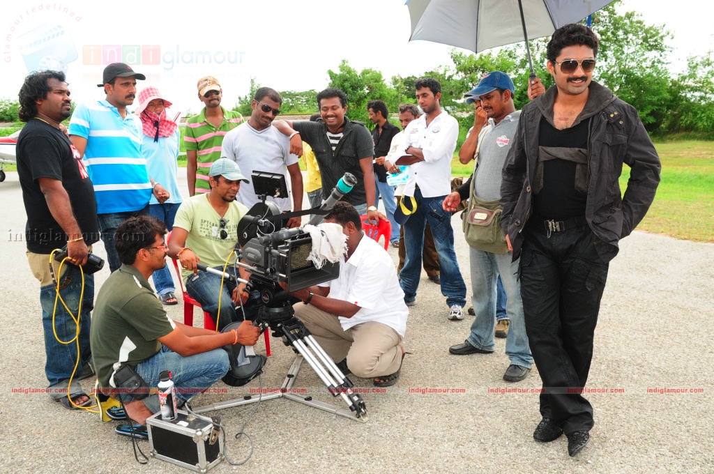 Jayeebhava Movie hd photo
