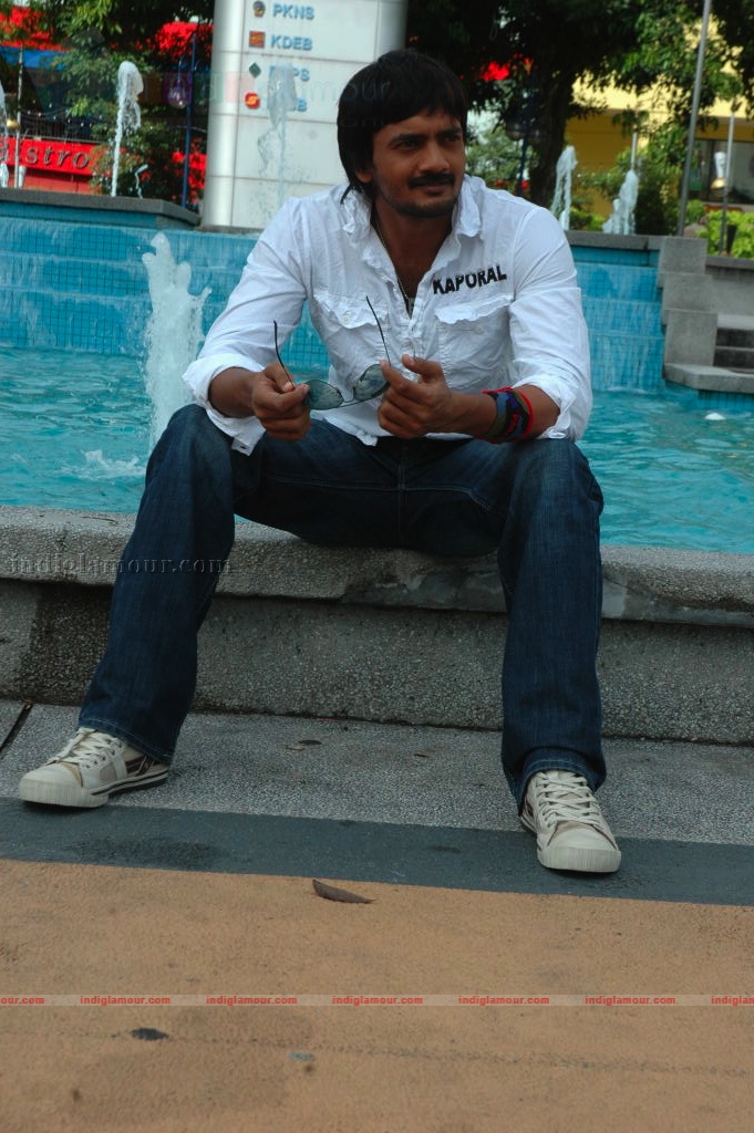 Vaade Kaavali Movie hd photo