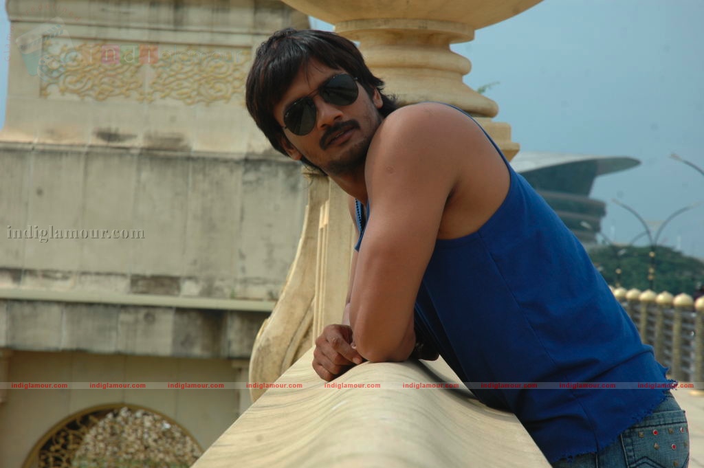 Vaade Kaavali Movie hd photo