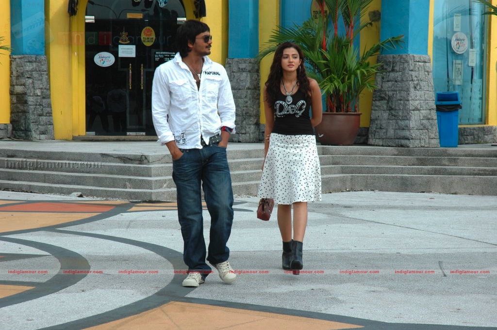 Vaade Kaavali Movie hd photo