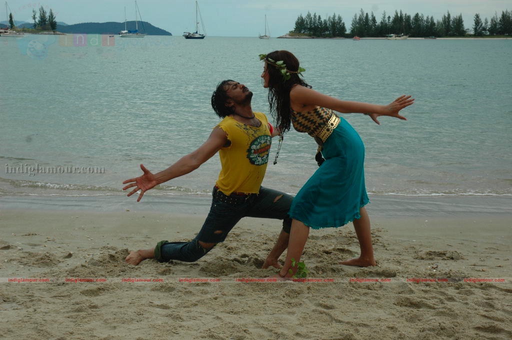 Vaade Kaavali Movie hd photo