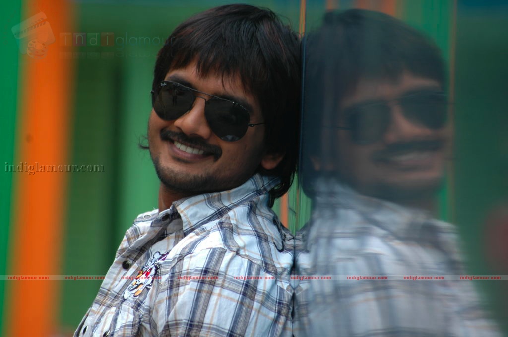 Vaade Kaavali Movie hd photo