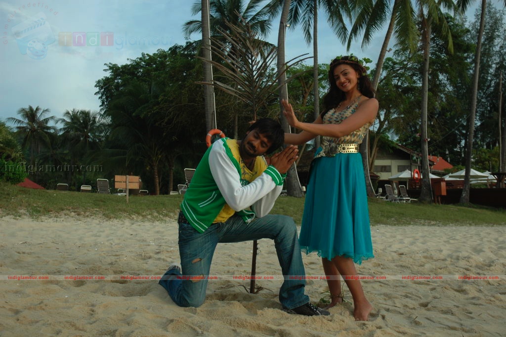 Vaade Kaavali Movie hd photo