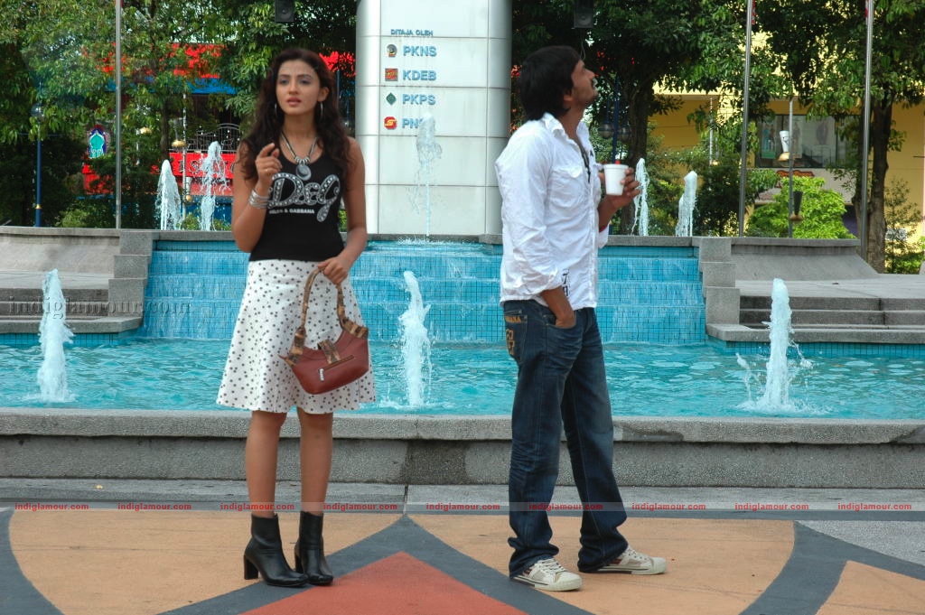 Vaade Kaavali Movie hd photo