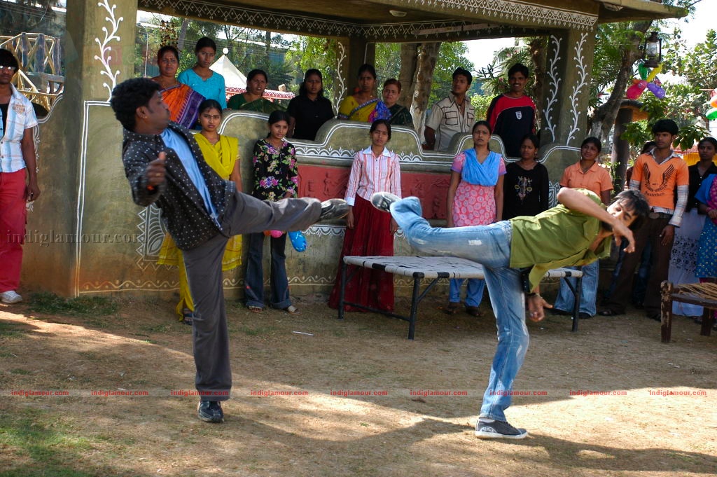 Vaade Kaavali Movie hd photo