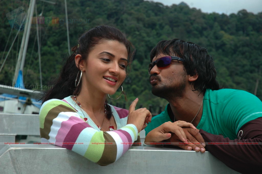 Vaade Kaavali Movie hd photo
