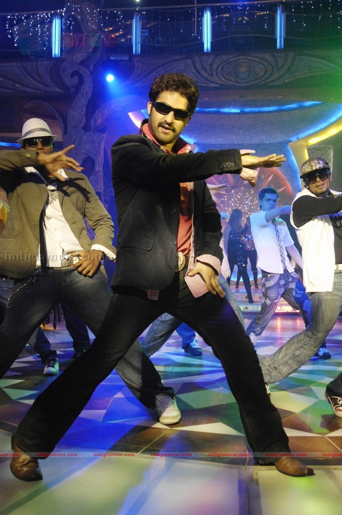 Adurs Movie hd photo