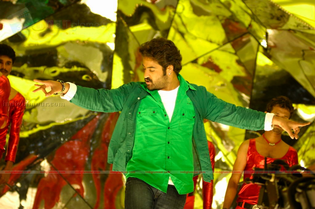 Adurs Movie hd photo