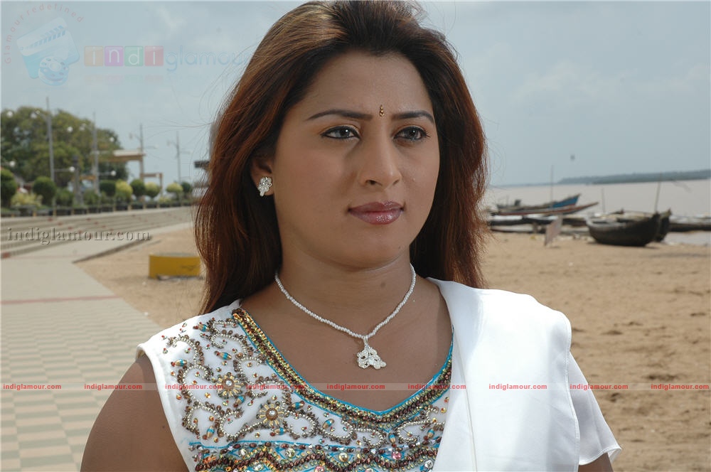 Ishtapadithe Movie hd photo