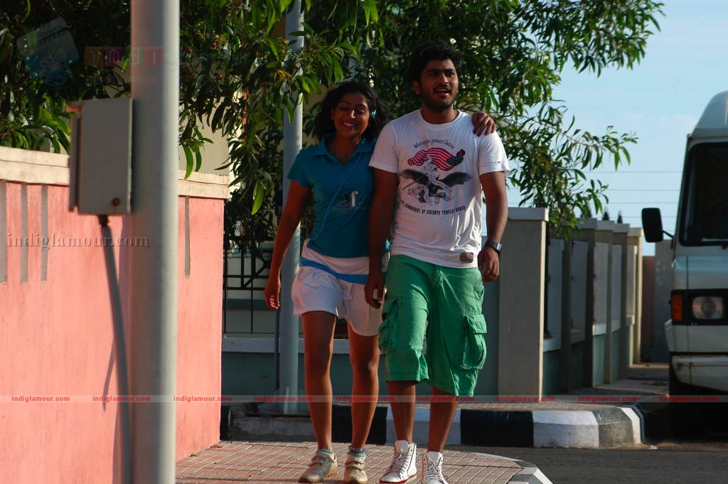 Andari Bhanduvaya Movie hd photo