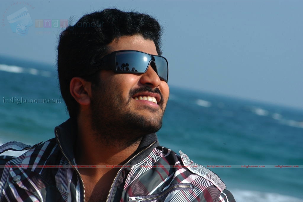 Andari Bhanduvaya Movie hd photo