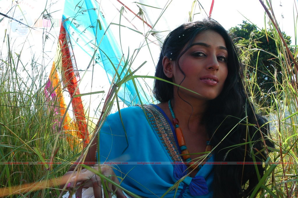 Andari Bhanduvaya Movie hd photo