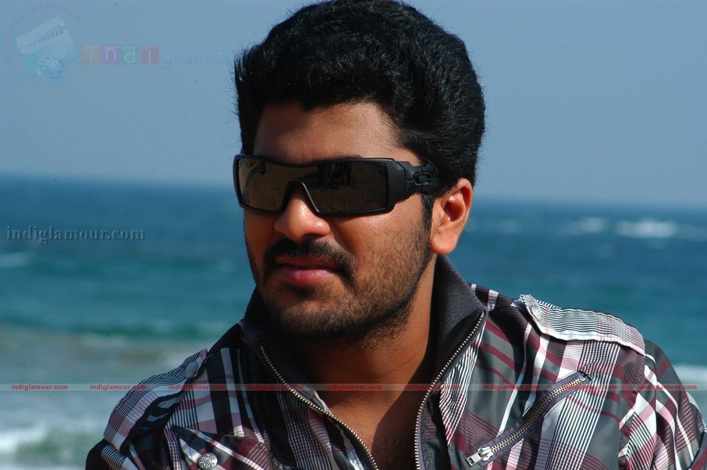 Andari Bhanduvaya Movie hd photo