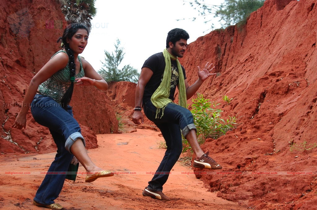 Andari Bhanduvaya Movie hd photo