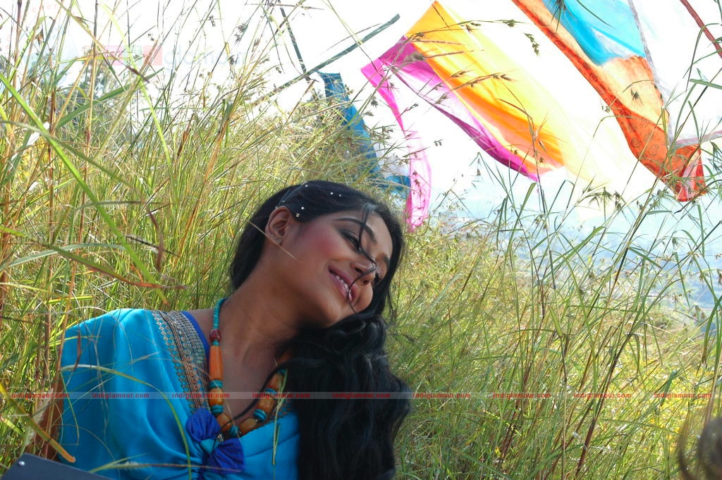Andari Bhanduvaya Movie hd photo