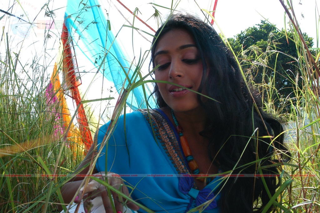 Andari Bhanduvaya Movie hd photo