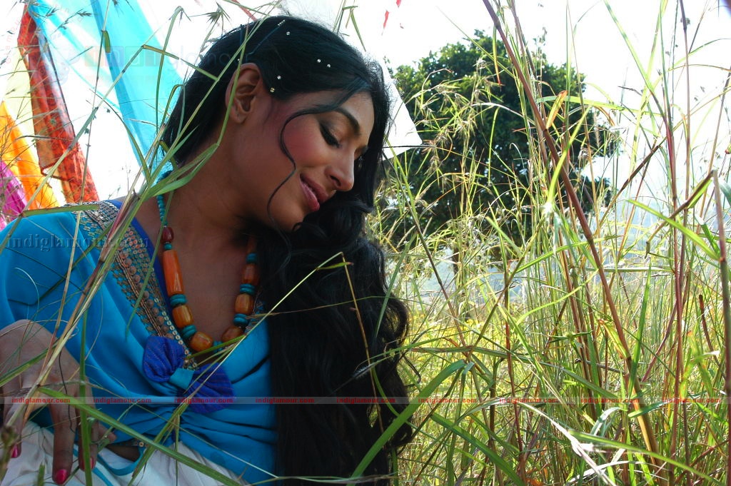 Andari Bhanduvaya Movie hd photo