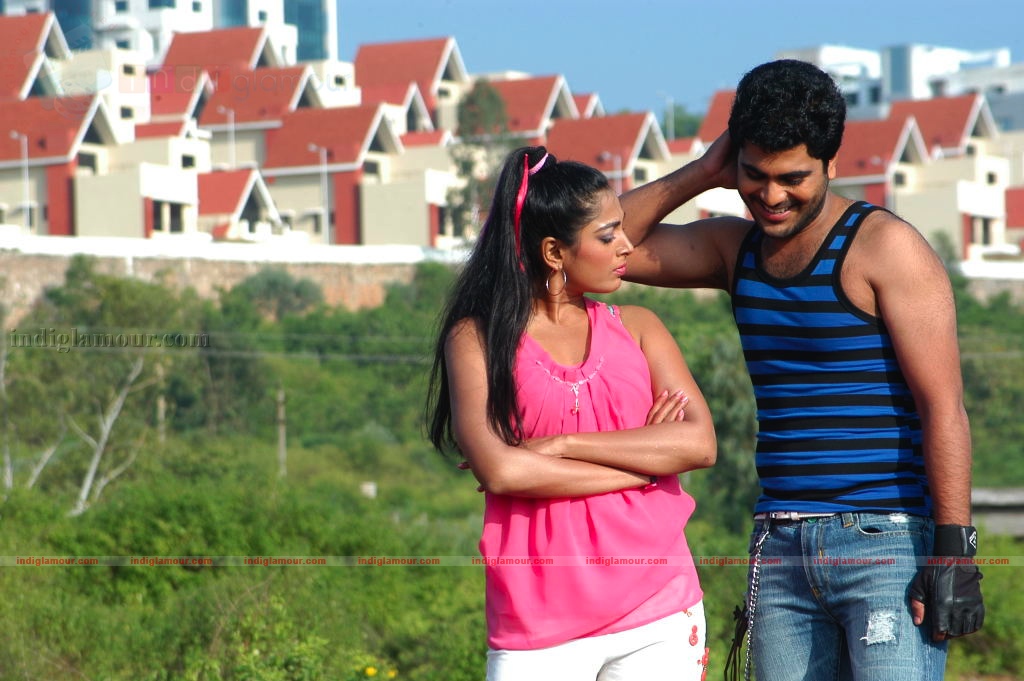 Andari Bhanduvaya Movie hd photo