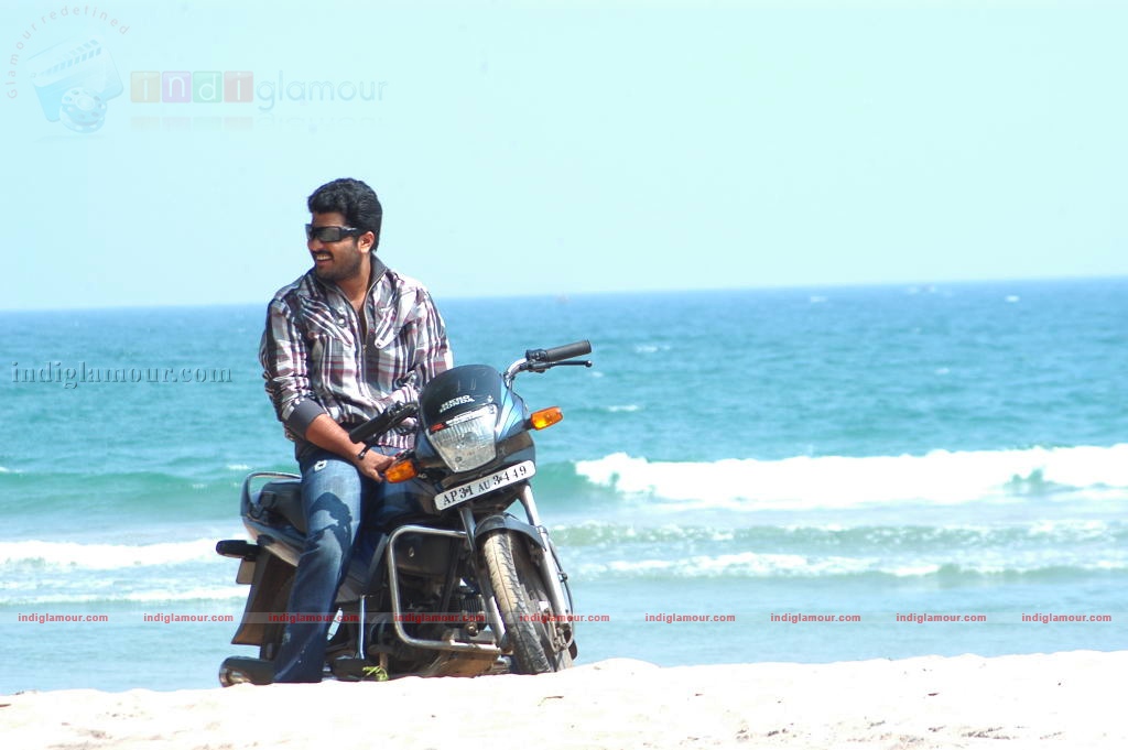 Andari Bhanduvaya Movie hd photo