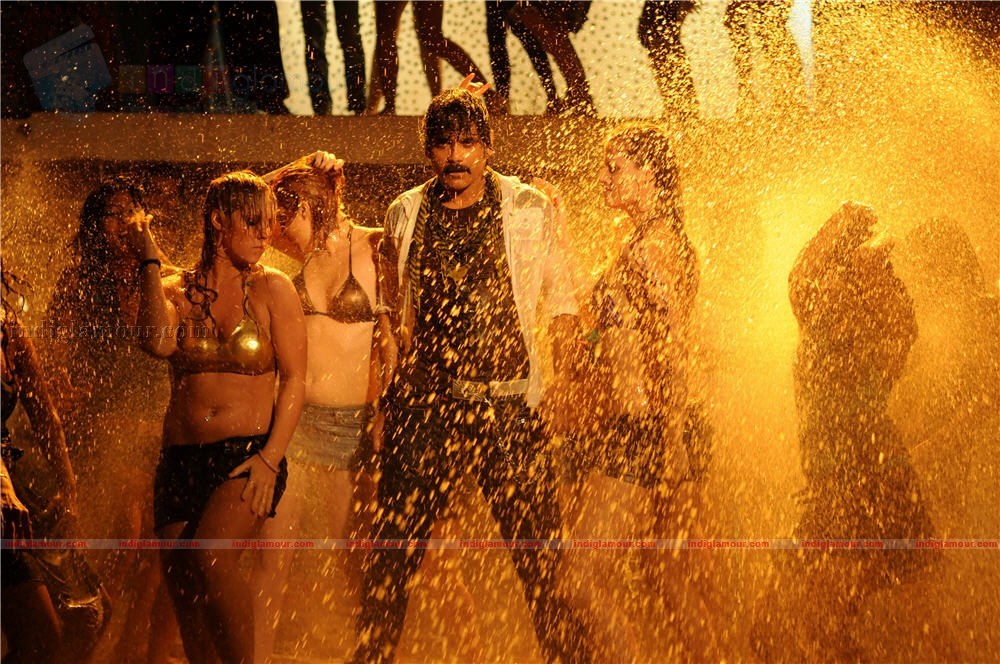 Rummy Movie hd photo