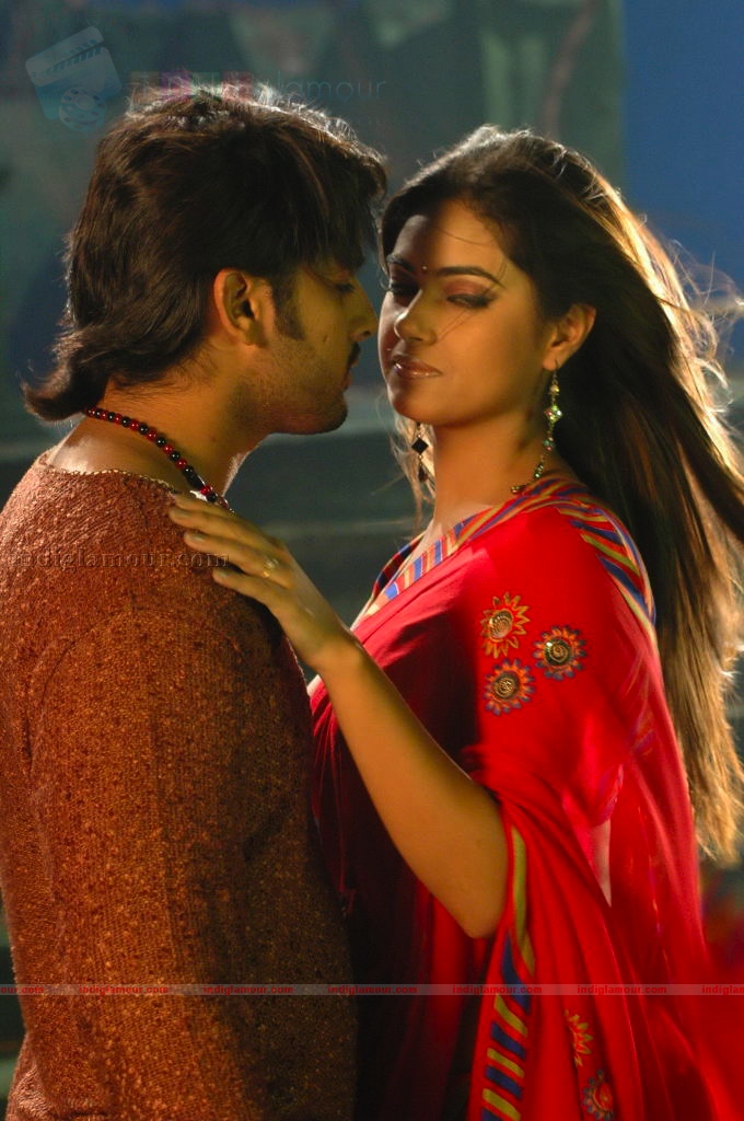 Maaro Movie hd photo