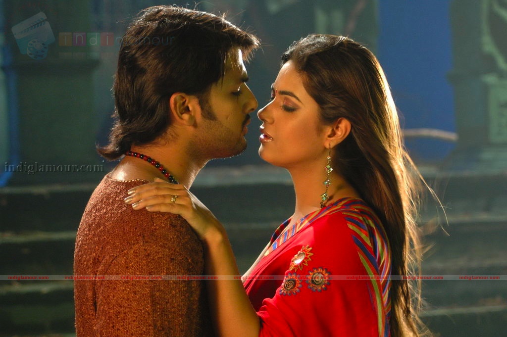 Maaro Movie hd photo