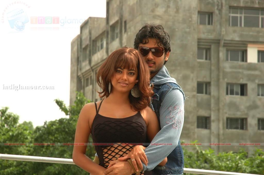 Maaro Movie hd photo