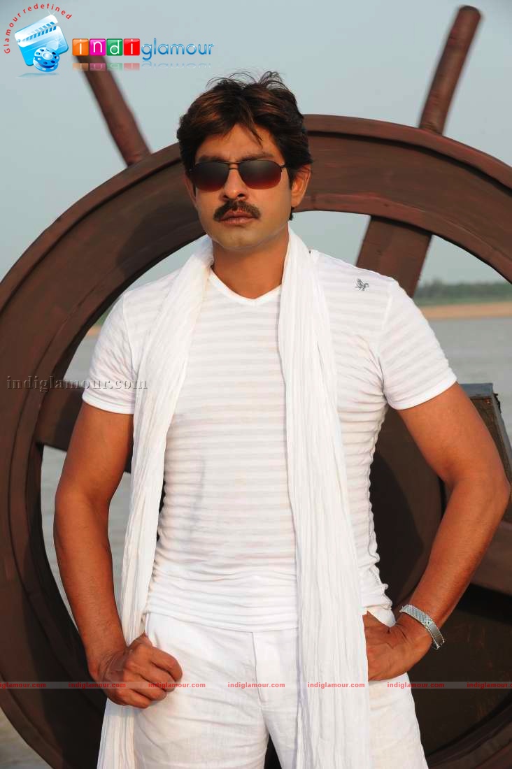 Pravarakyudu Movie hd photo