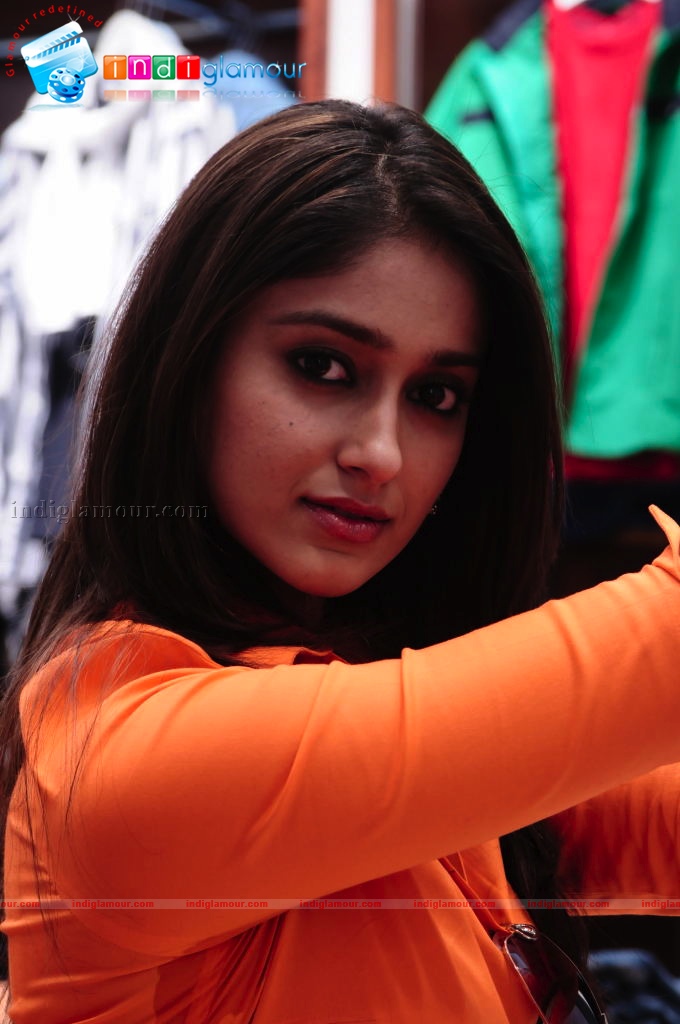 Rechipo Movie hd photo