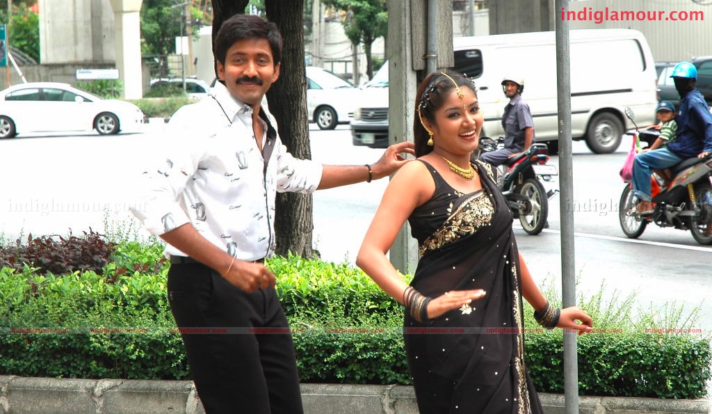 Aunty Uncle Nandagopal Movie hd photo