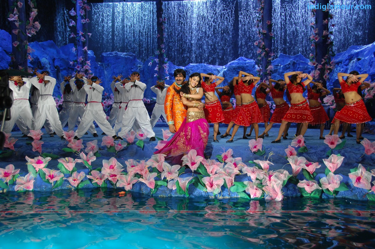 Don Seenu *ing Ravi Teja, Shriya Saran Movie hd photo