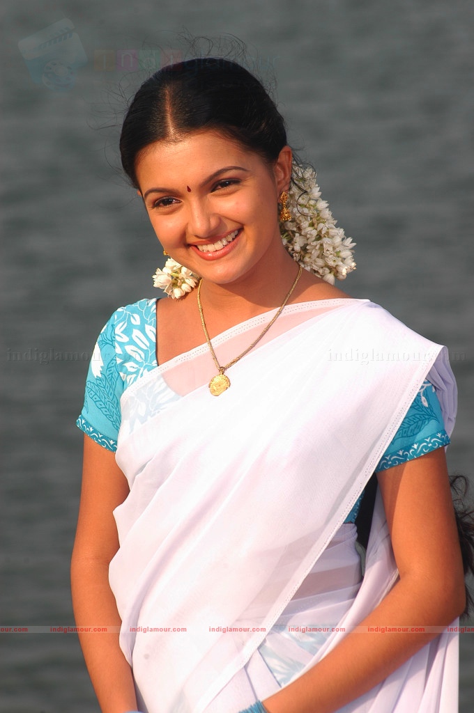 Bheemili Movie hd photo